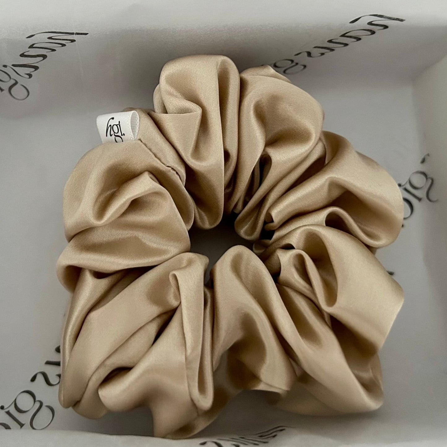 100% PURE MULBERRY SILK SCRUNCHIE