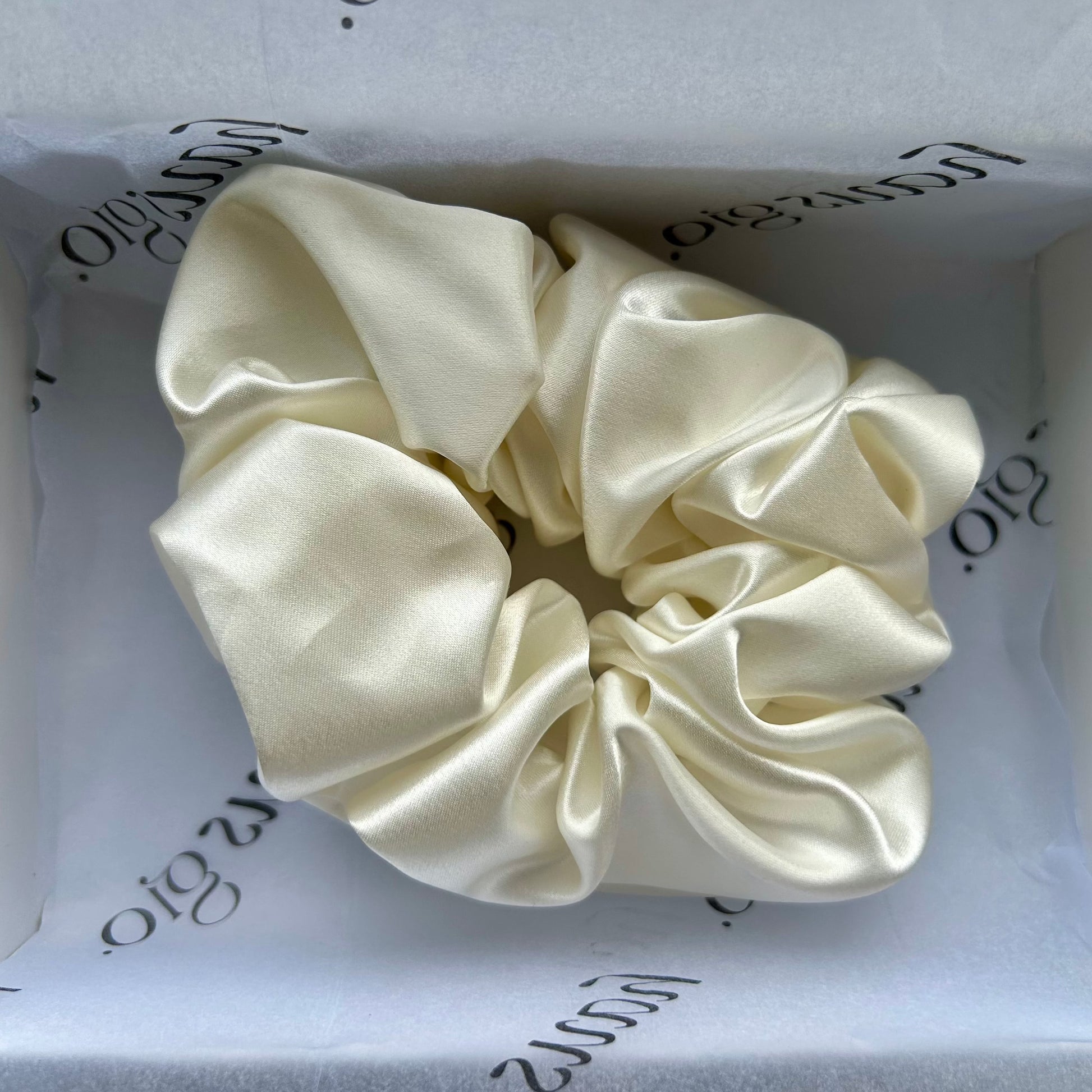 large pure mulberry silk scrunchie ivory color 